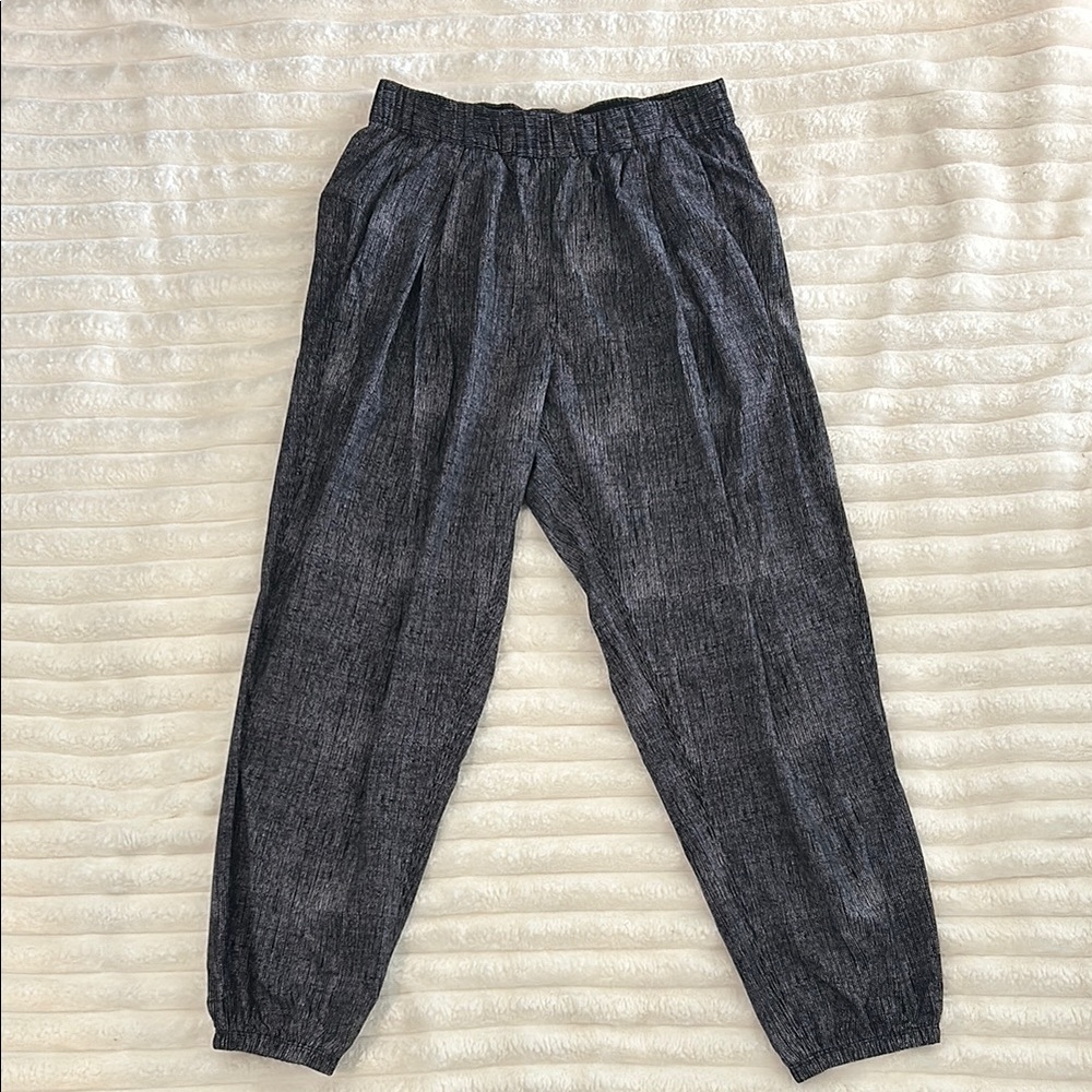 Lululemon Joggers 7/8 Length